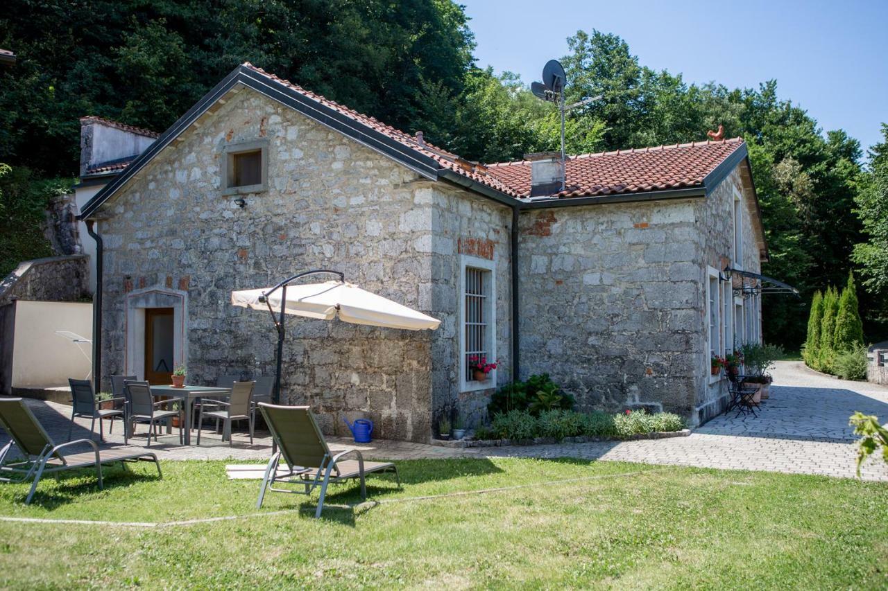 Villa Anton - The Old Dairy Hrusica  Luaran gambar