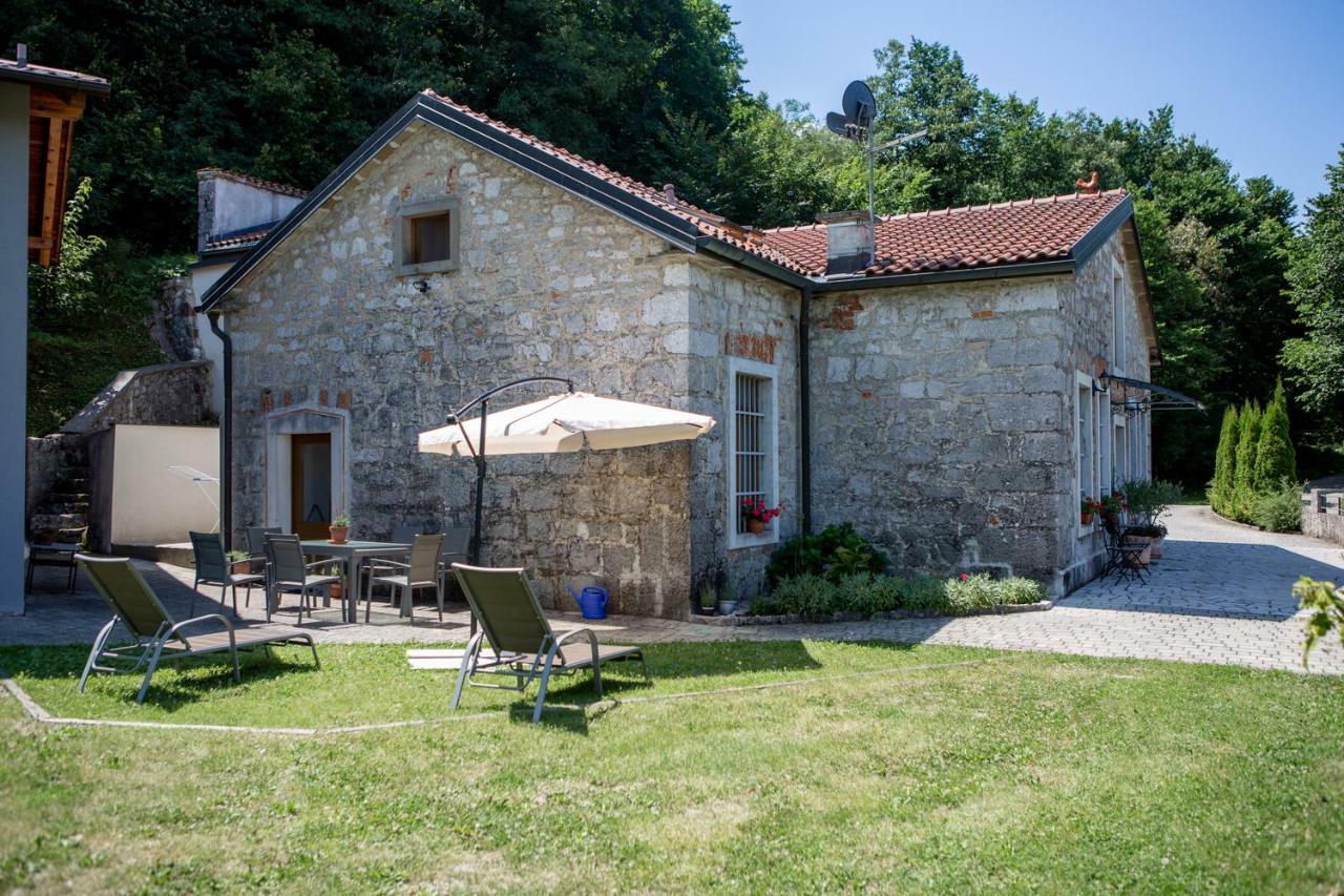 Villa Anton - The Old Dairy Hrusica  Luaran gambar